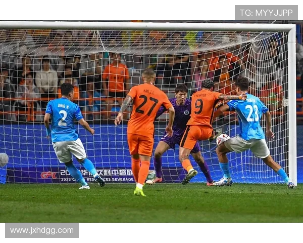 中超精彩对决 佩德罗闪击破门 云南玉昆1-0战胜青岛西海岸 中超精彩对决 佩德罗闪击破门 云南玉昆1-0战胜青岛西海岸