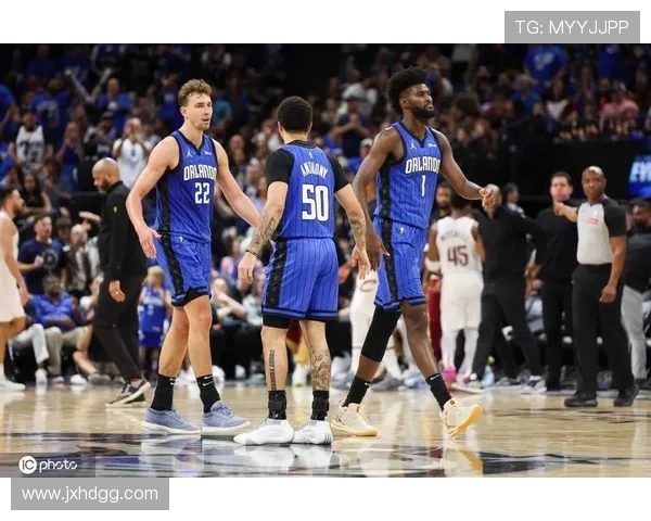 小瓦21分班凯罗接近三双 魔术力克黄蜂终结连败